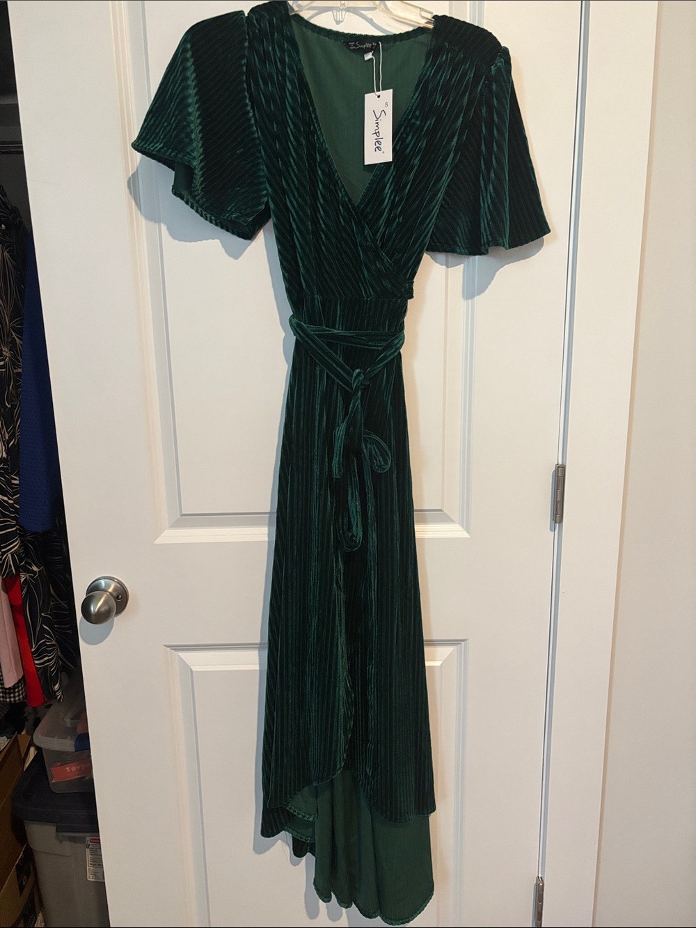 Simplee Apparel Emerald Green High-Low Velvet Wrap Dress